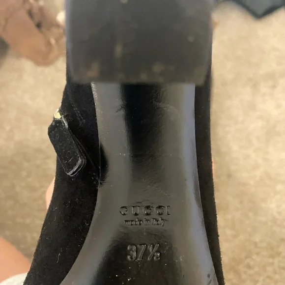 Gucci Black Suede Booties with Gold Studs, size 7.5 - Picture 8 of 9